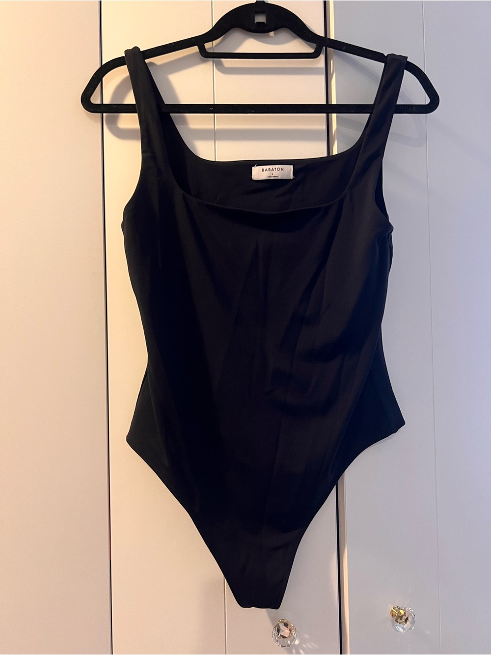 Aritzia Babaton Original Contour Scoop Neck Black Bodysuit